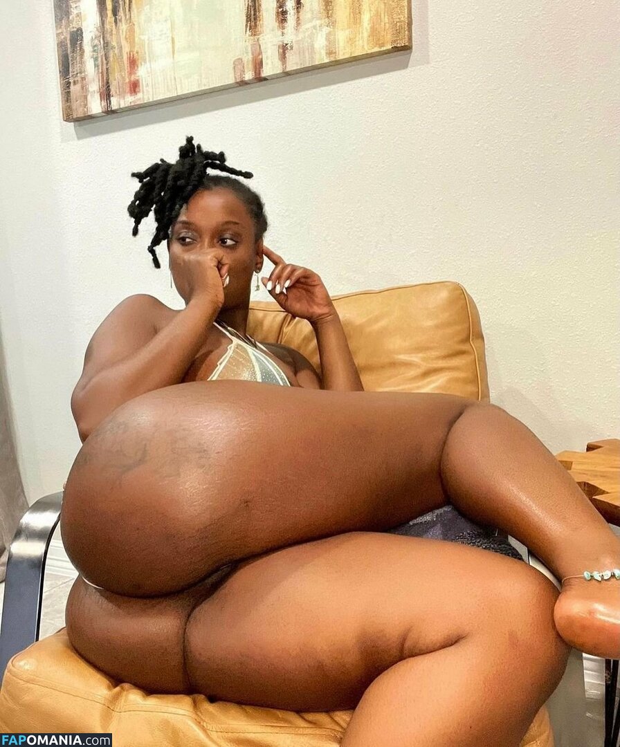 L0yal_trini / Loyal Trini / l0yaltriinii Nu OnlyFans  Photo fuitée #14