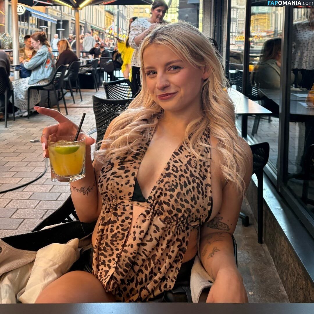 luceoliviaxo / lucyxoliviaa Nu OnlyFans  Photo fuitée #5
