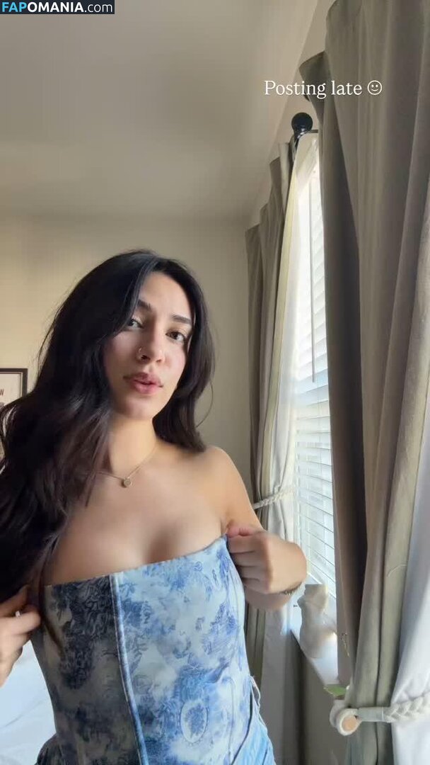 Lucila Erickson / lucilaerickson_ Nu OnlyFans  Photo fuitée #10