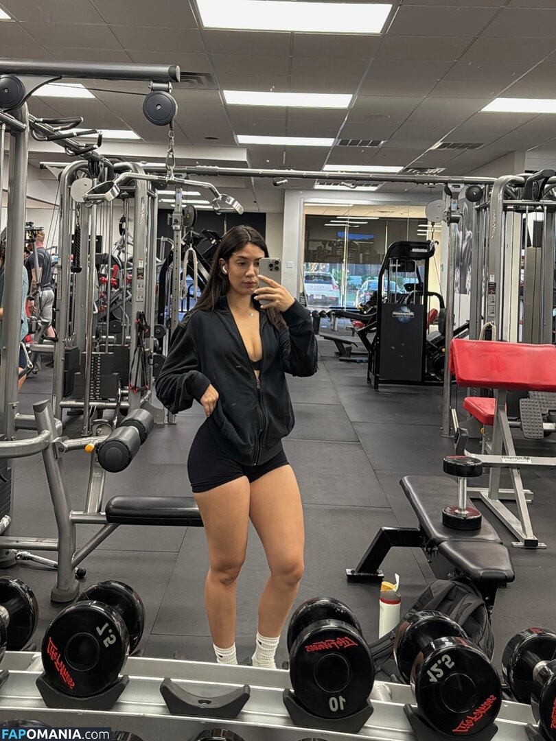 Lucila Erickson / lucilaerickson_ Nu OnlyFans  Photo fuitée #27