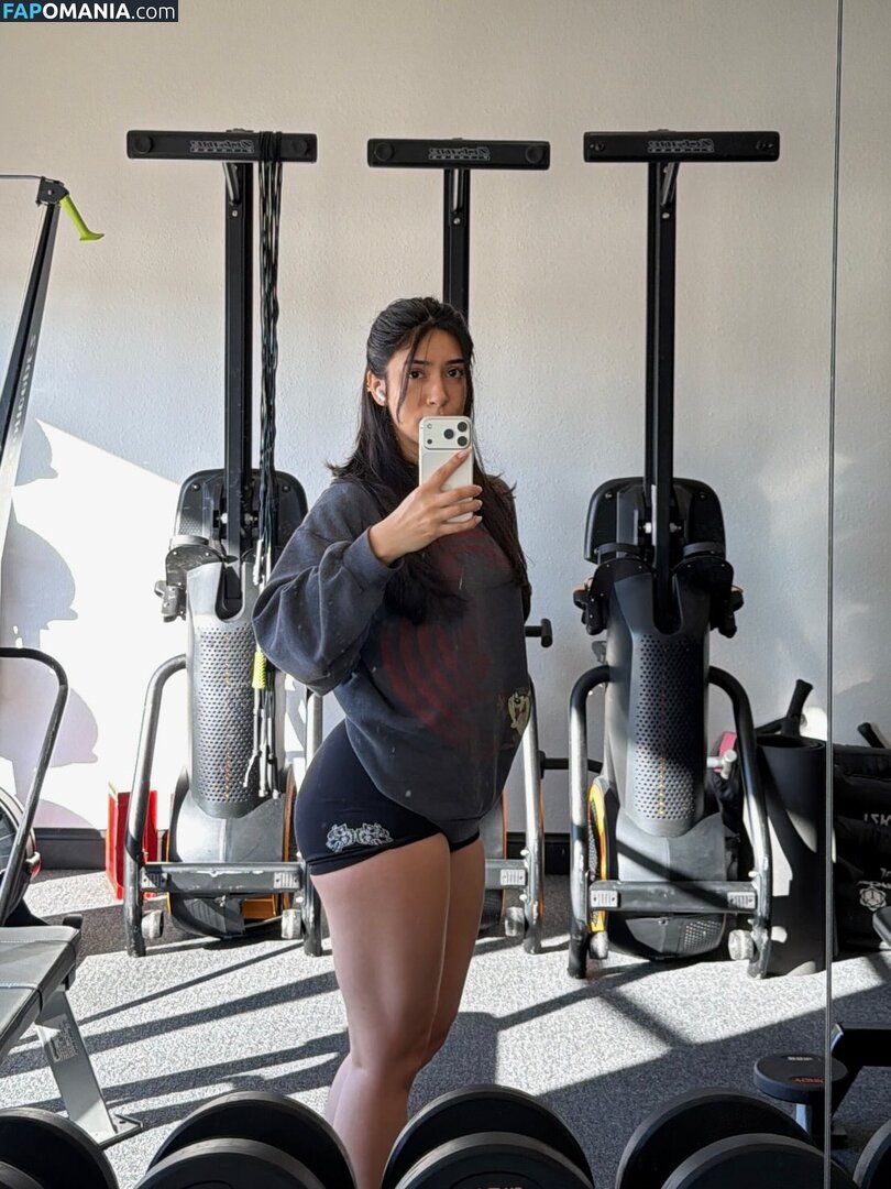 Lucila Erickson / lucilaerickson_ Nu OnlyFans  Photo fuitée #29