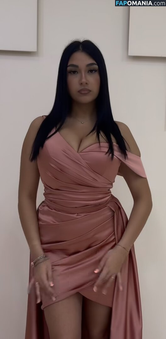 _lucrexiia._ Nu OnlyFans  Photo fuitée #24