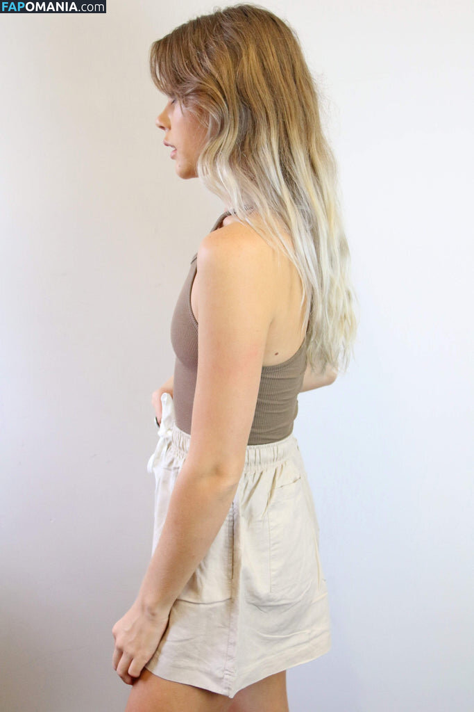 Lucy Sand Nu OnlyFans  Photo fuitée #1