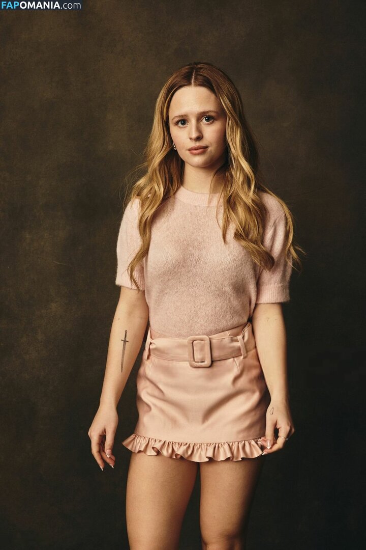 Lulu Wilson / luluswilson Nu OnlyFans  Photo fuitée #10