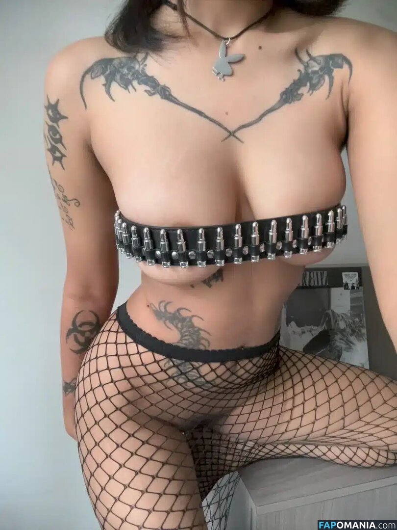 Luna Domsyou Nu OnlyFans  Photo fuitée #4