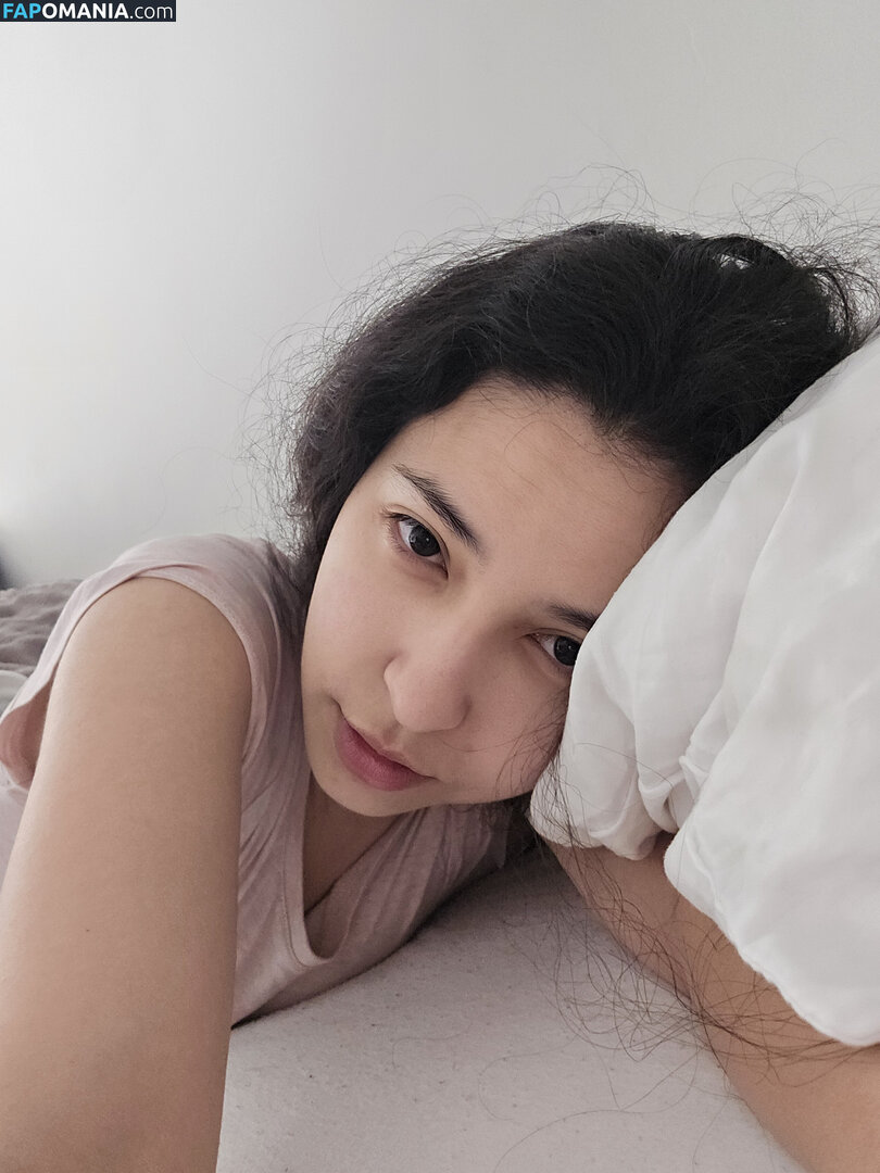 Luna Myosotis / LunaMyosotis Nu OnlyFans  Photo fuitée #9