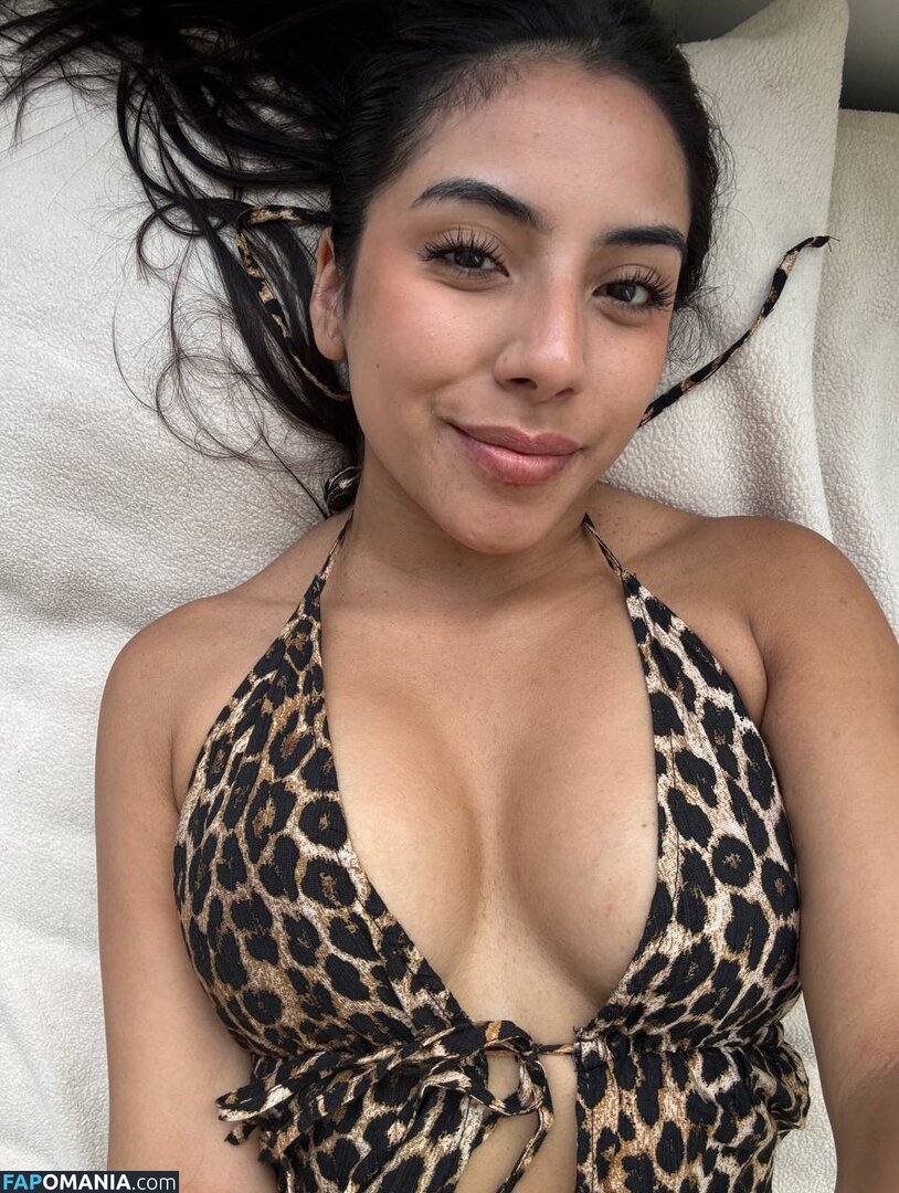Lunapalorez Nu OnlyFans  Photo fuitée #4