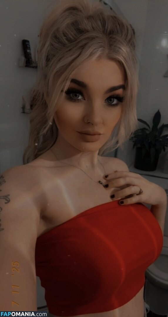 https: / luuucy813 Nu OnlyFans  Photo fuitée #7