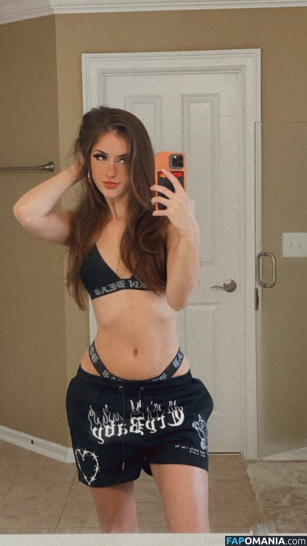 Luisa / luweazl Nu OnlyFans  Photo fuitée #127