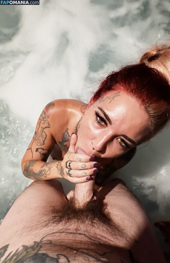 Lydia Grace / lydiagrace / thirsttrip / trippylyd Nu OnlyFans  Photo fuitée #216