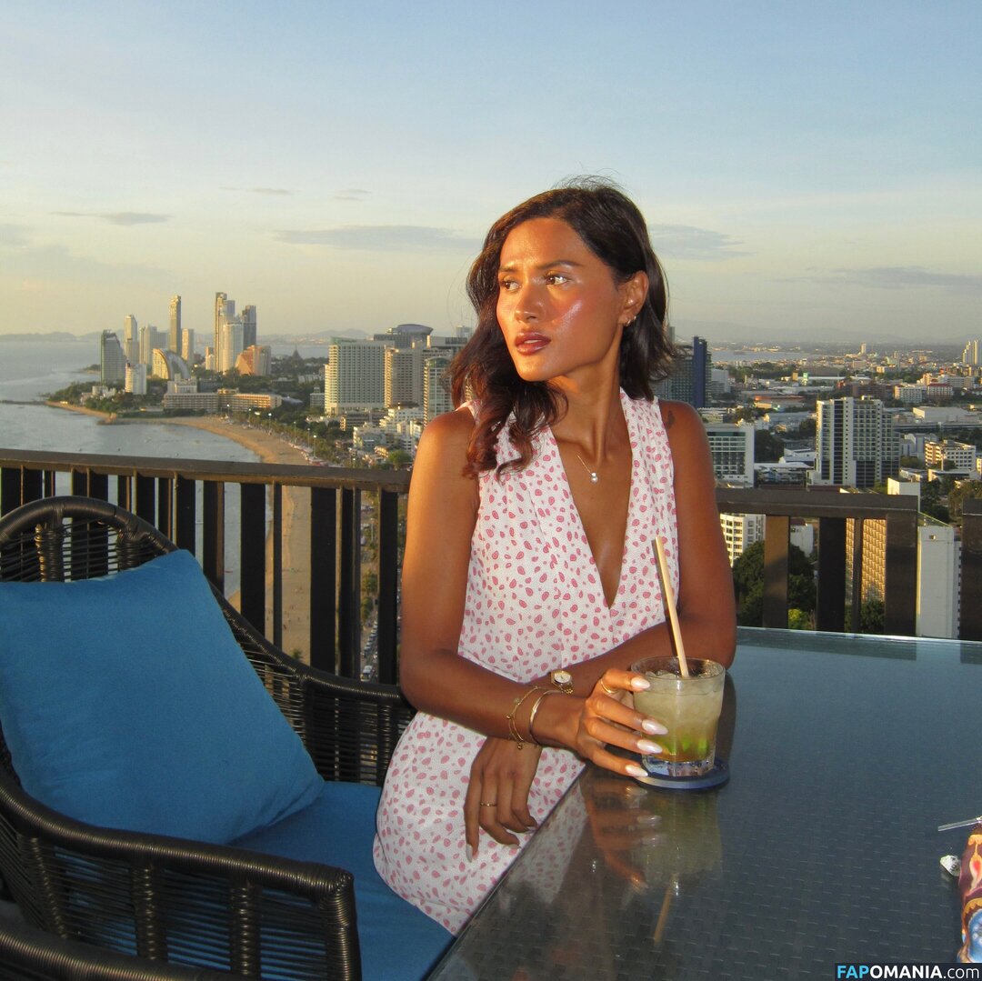 lydia / lydiaonlyfans Nu OnlyFans  Photo fuitée #2