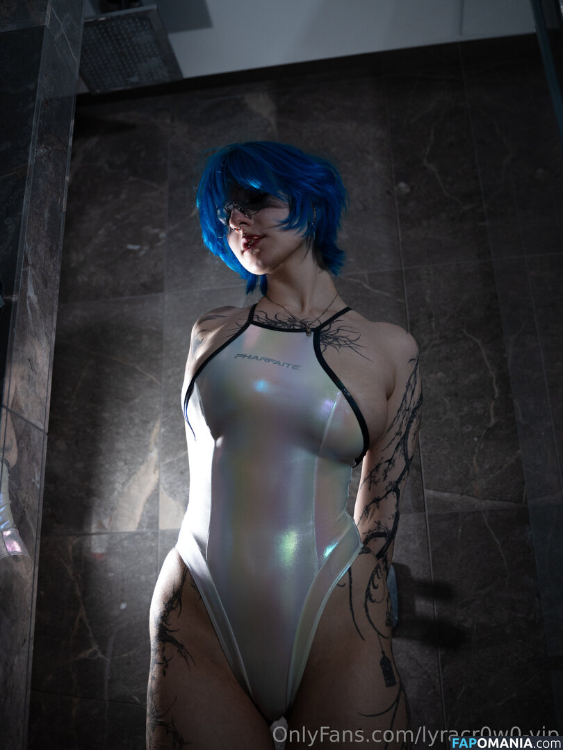 Lyra Crow / lyracr0w0 Nu OnlyFans  Photo fuitée #31
