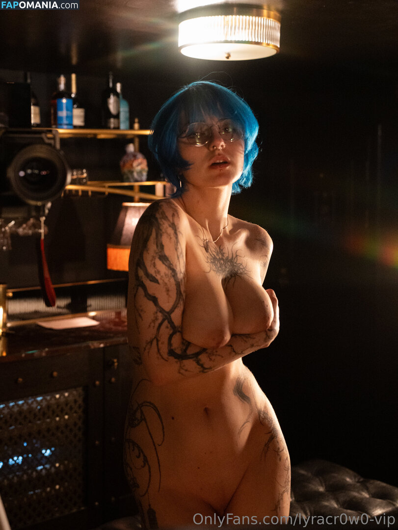 Lyra Crow / lyracr0w0 Nu OnlyFans  Photo fuitée #37