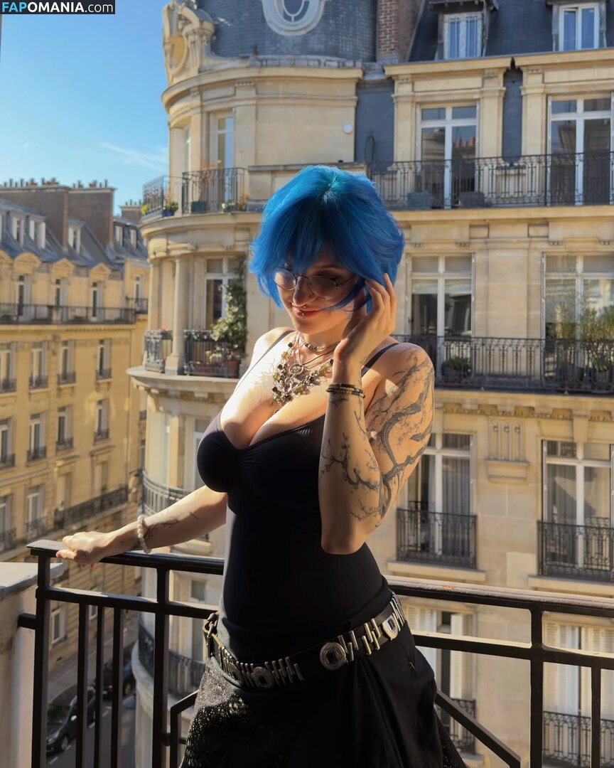 Lyra Crow / lyracr0w0 Nu OnlyFans  Photo fuitée #86