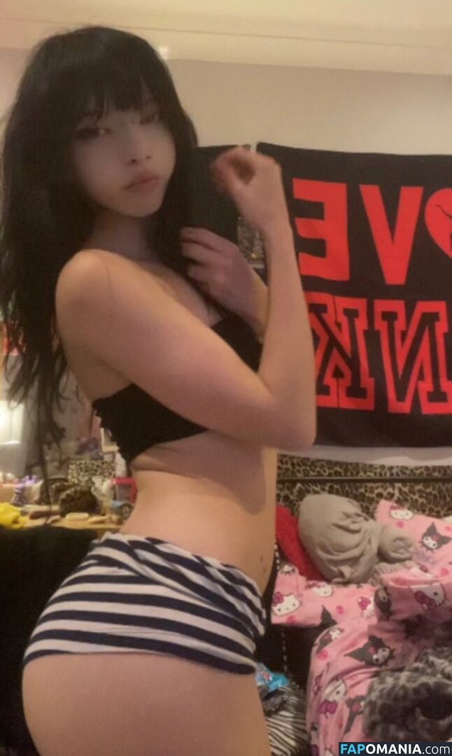 Lyraleafs / lyrafaelovesyou Nu OnlyFans  Photo fuitée #3