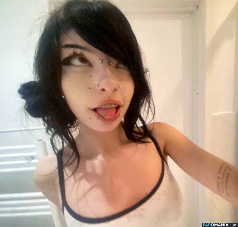 Lyraleafs / lyrafaelovesyou Nu OnlyFans  Photo fuitée #4