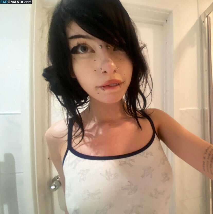 Lyraleafs / lyrafaelovesyou Nu OnlyFans  Photo fuitée #5