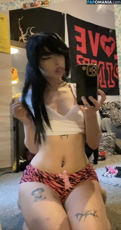 Lyraleafs / lyrafaelovesyou Nu OnlyFans  Photo fuitée #6