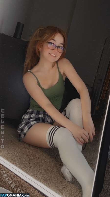 Lyssaurora / https: Nu OnlyFans  Photo fuitée #337