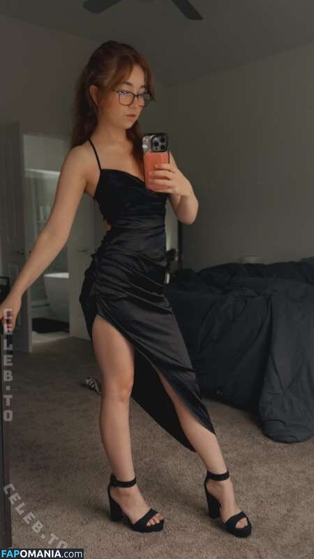 Lyssaurora / https: Nu OnlyFans  Photo fuitée #340