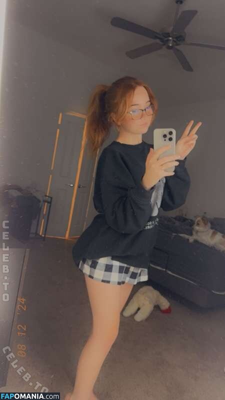 Lyssaurora / https: Nu OnlyFans  Photo fuitée #366