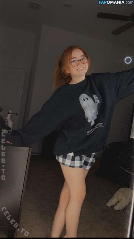 Lyssaurora / https: Nu OnlyFans  Photo fuitée #374