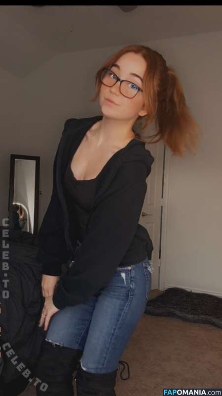Lyssaurora / https: Nu OnlyFans  Photo fuitée #382