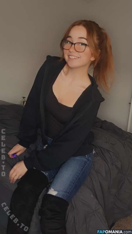 Lyssaurora / https: Nu OnlyFans  Photo fuitée #392