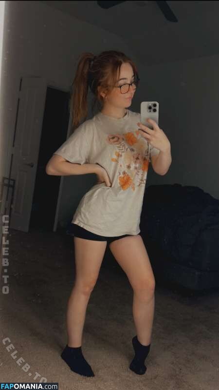 Lyssaurora / https: Nu OnlyFans  Photo fuitée #428