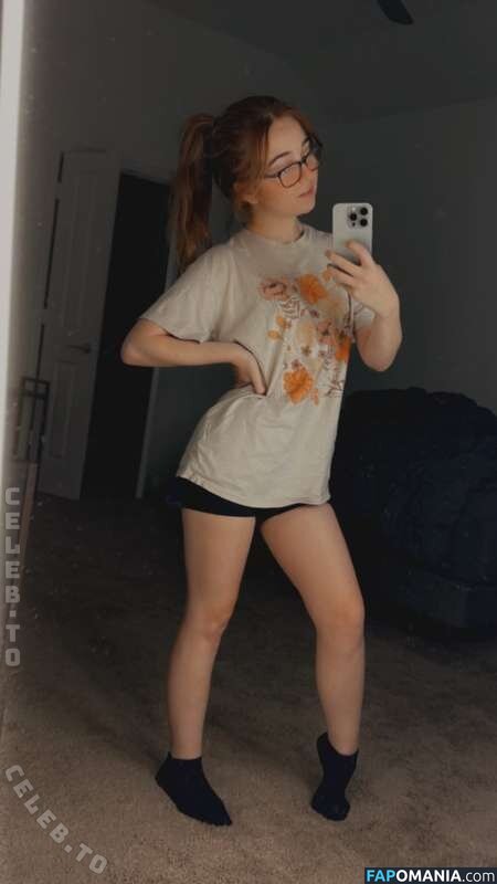 Lyssaurora / https: Nu OnlyFans  Photo fuitée #431