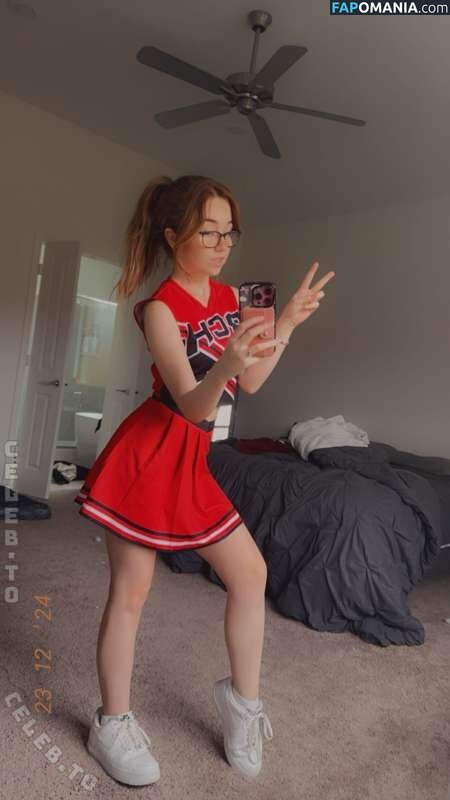 Lyssaurora / https: Nu OnlyFans  Photo fuitée #451