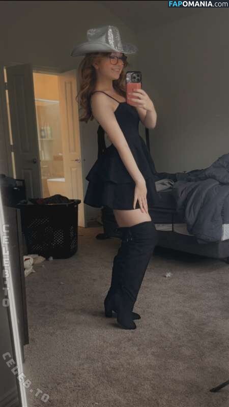 Lyssaurora / https: Nu OnlyFans  Photo fuitée #479