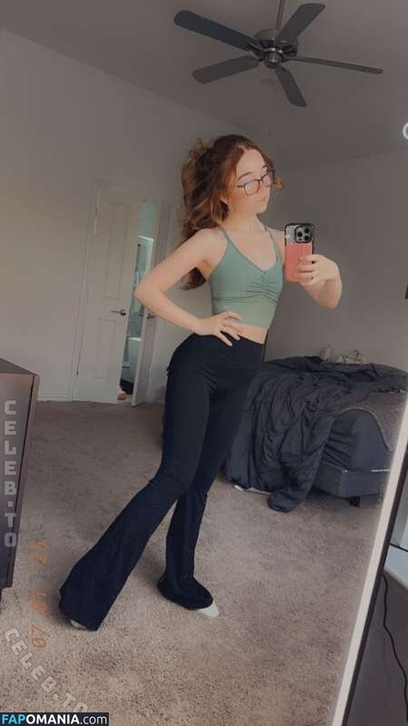 Lyssaurora / https: Nu OnlyFans  Photo fuitée #504
