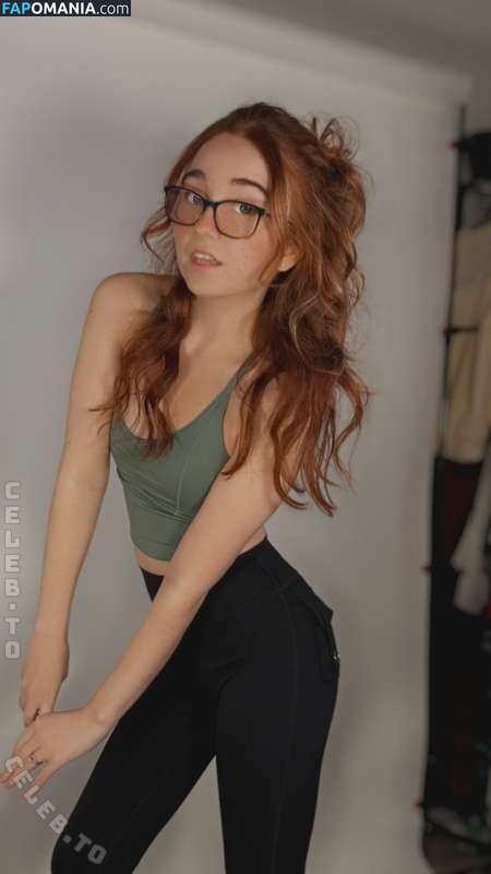 Lyssaurora / https: Nu OnlyFans  Photo fuitée #512
