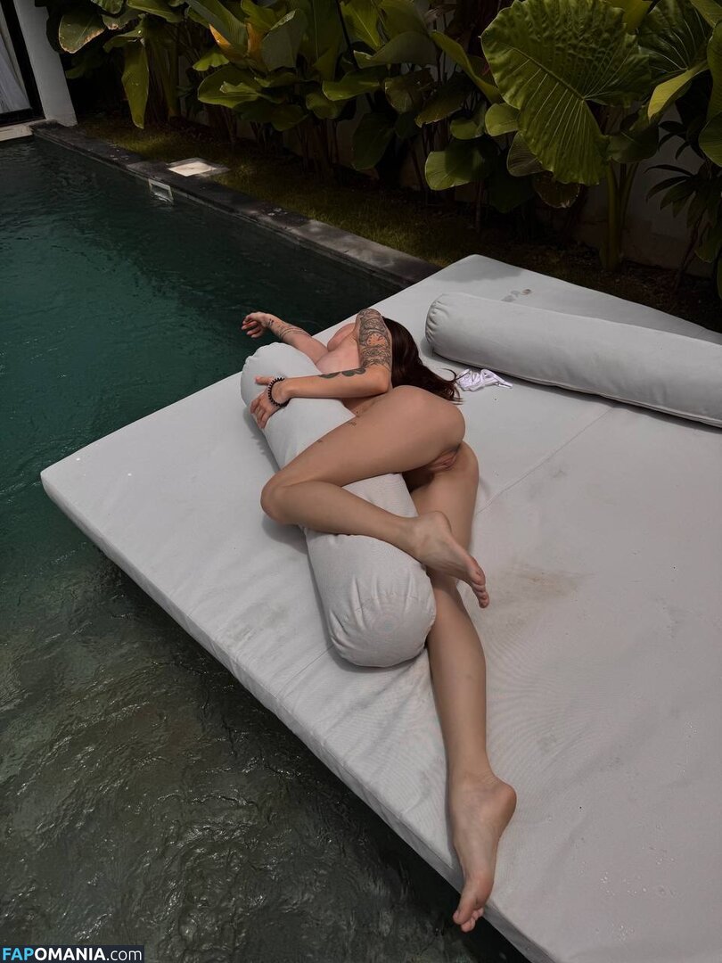 lyubymy Nu OnlyFans  Photo fuitée #15