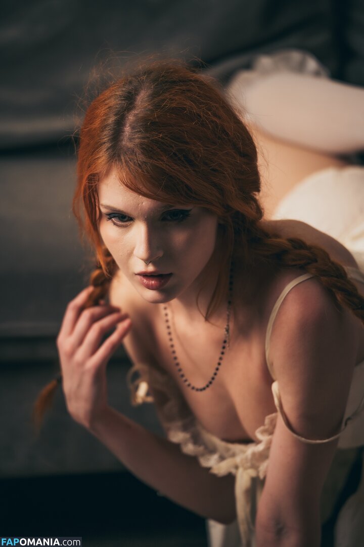 ellie_grau / m0llb / mamad0ll / mollb_cosplay Nu OnlyFans  Photo fuitée #19