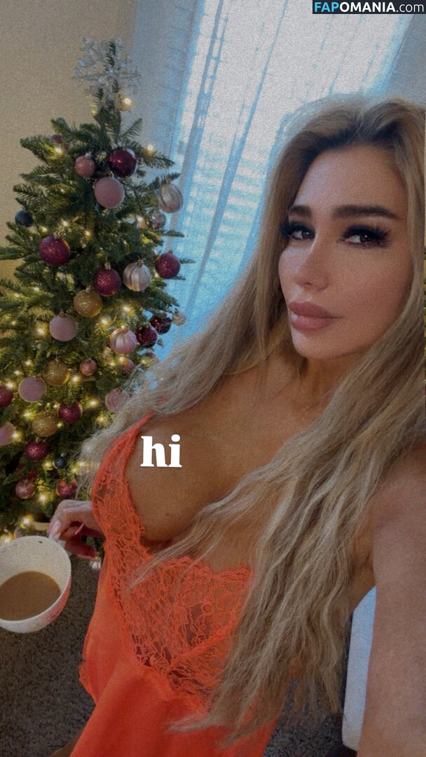 M___A___N___I / https: / ma___nni / ma___nni2 Nu OnlyFans  Photo fuitée #5