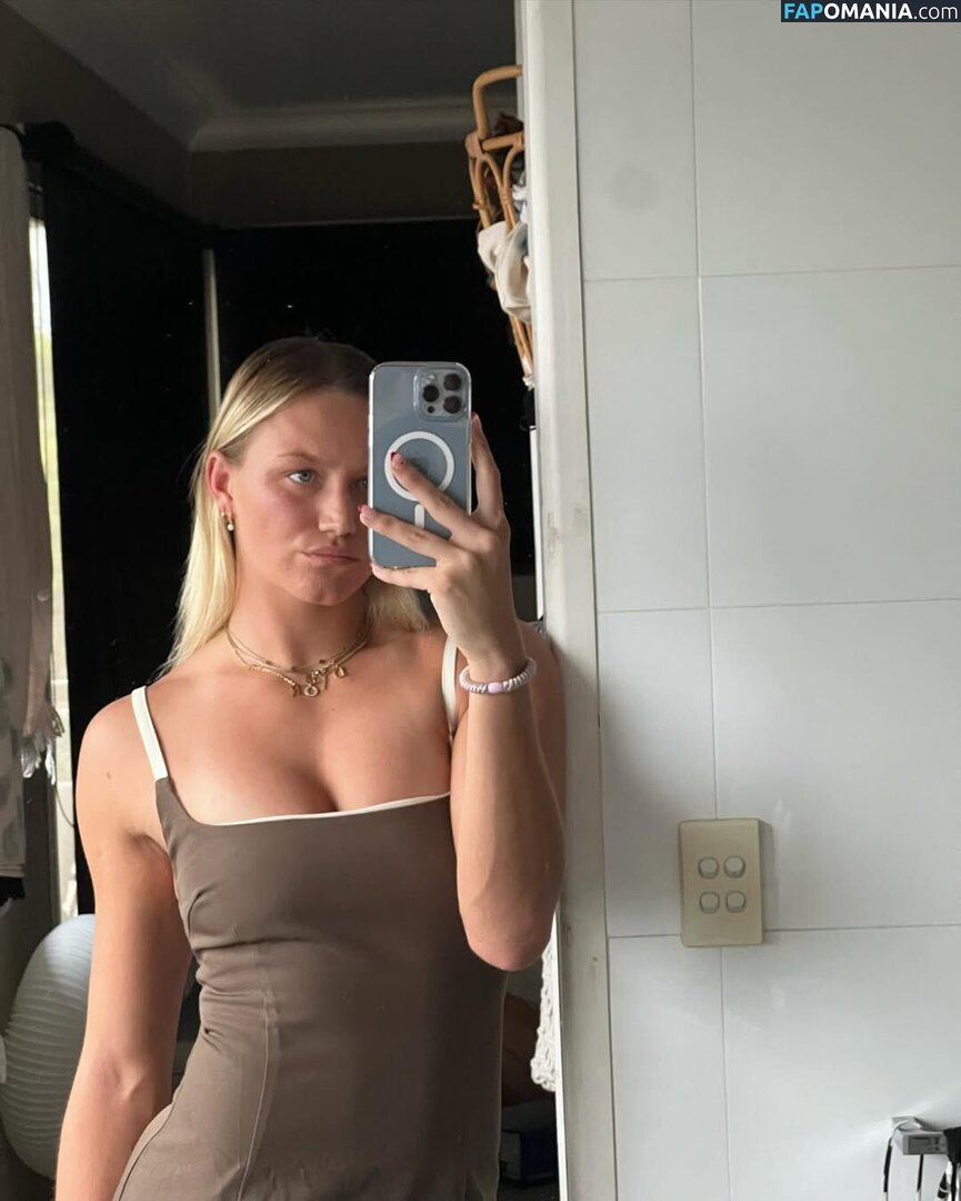 Maddison Levi / maddi_levi Nu OnlyFans  Photo fuitée #4