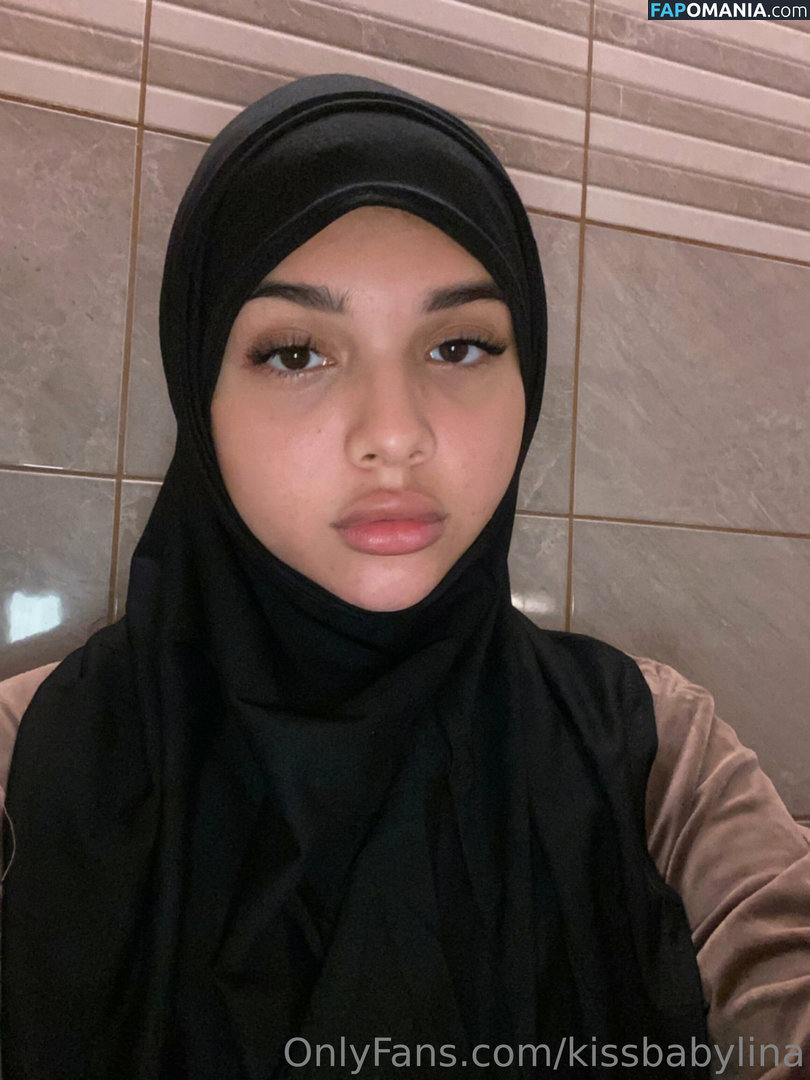 madina_muslim_x / u__m__x Nu OnlyFans  Photo fuitée #2