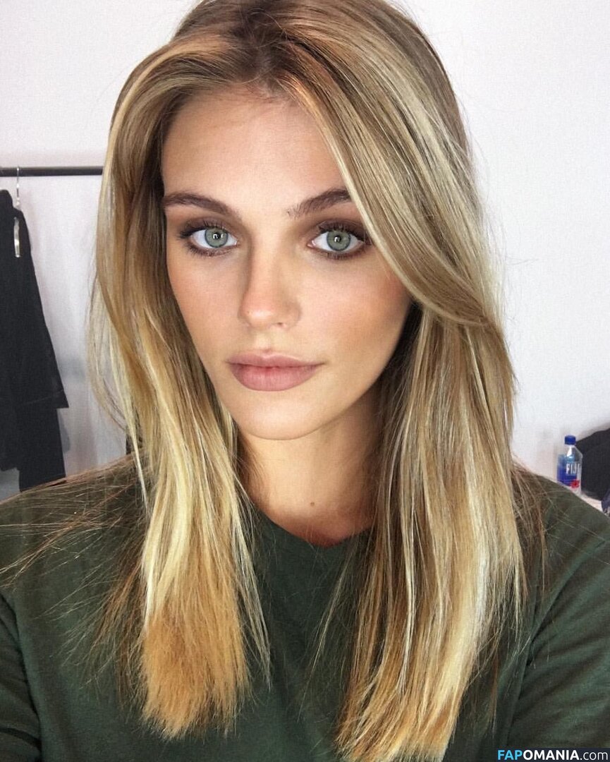 Madison Headrick / madison.headrick Nu OnlyFans  Photo fuitée #1