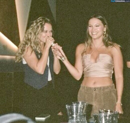 Madison Iseman / itsmsmadi / madisoniseman Nu OnlyFans  Photo fuitée #69