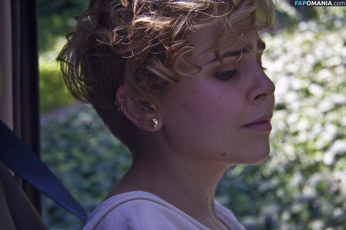 Mae Whitman / mistergarf Nu OnlyFans  Photo fuitée #9