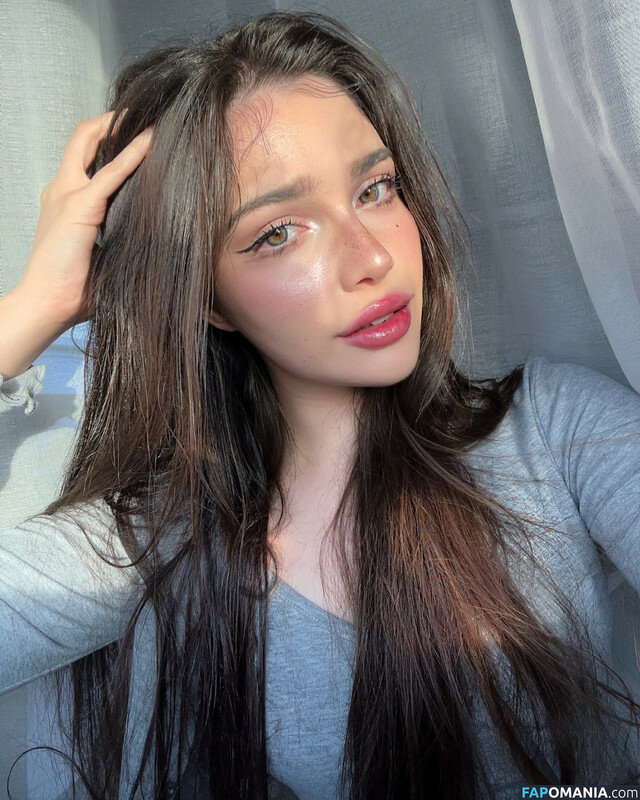 Mahiye Selin / selin.egmn / selin.z Nu OnlyFans  Photo fuitée #1