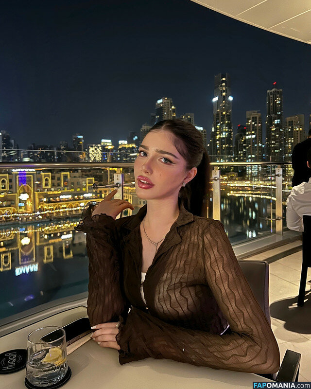 Mahiye Selin / selin.egmn / selin.z Nu OnlyFans  Photo fuitée #10