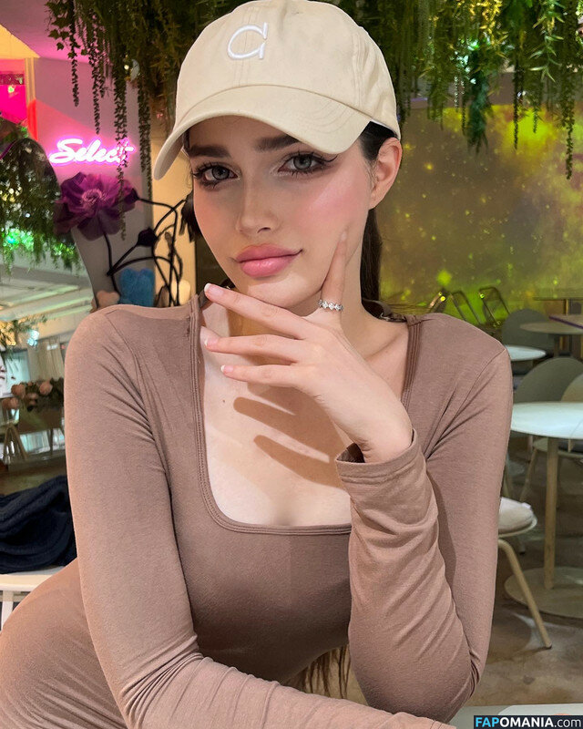 Mahiye Selin / selin.egmn / selin.z Nu OnlyFans  Photo fuitée #20