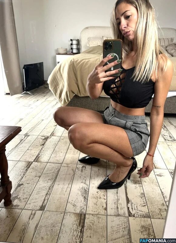 mamiadele / mamieadele Nu OnlyFans  Photo fuitée #2