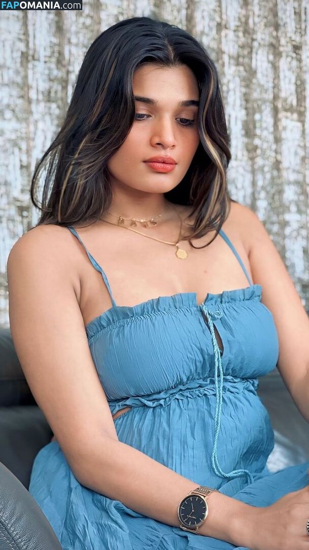 Mansi Suravase Nu OnlyFans  Photo fuitée #3