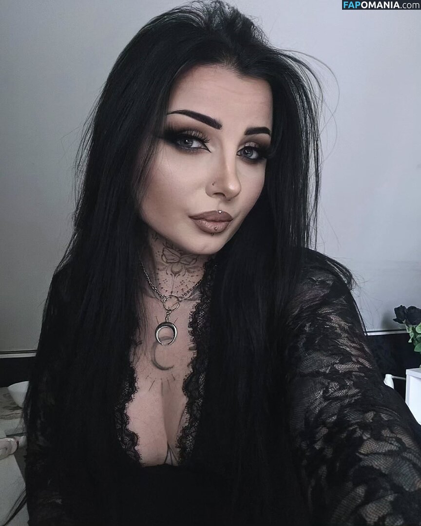 Marciasrarcia / Marta M. Nu OnlyFans  Photo fuitée #22