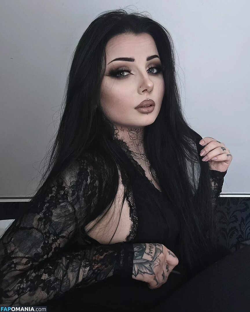 Marciasrarcia / Marta M. Nu OnlyFans  Photo fuitée #23