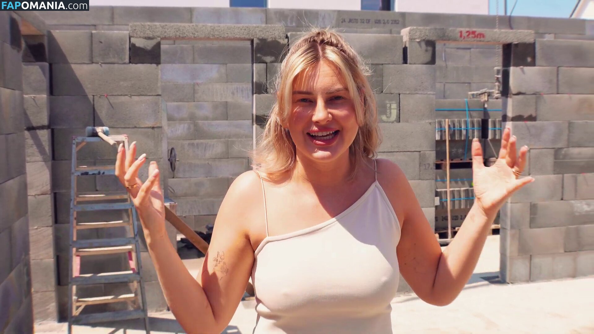 Maren Wolf / jellwolffree / marenwolf Nu OnlyFans  Photo fuitée #124